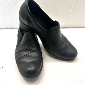 Clarks Black Leather Wedge Loafers Bendables Wish Comfort Slip On Shoes Size 7.5